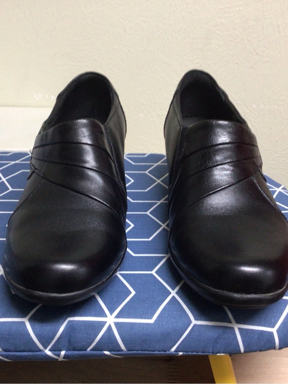 Clarks Black Leather Slip-On Low Heel Pumps